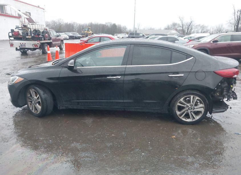 Photo 14 of 2017 Hyundai Elantra LIMITED (VIN 5NPD84LF0HH085728)