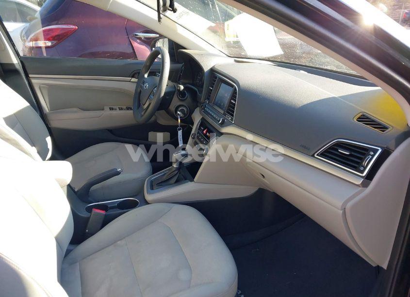 Photo 5 of 2017 Hyundai Elantra SE (VIN 5NPD84LF0HH087897)