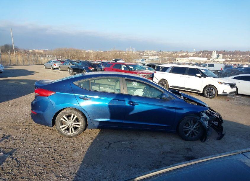 Photo 12 of 2017 Hyundai Elantra SE (VIN 5NPD84LF0HH096504)