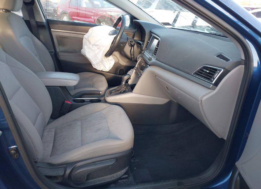 Photo 5 of 2017 Hyundai Elantra SE (VIN 5NPD84LF0HH096504)