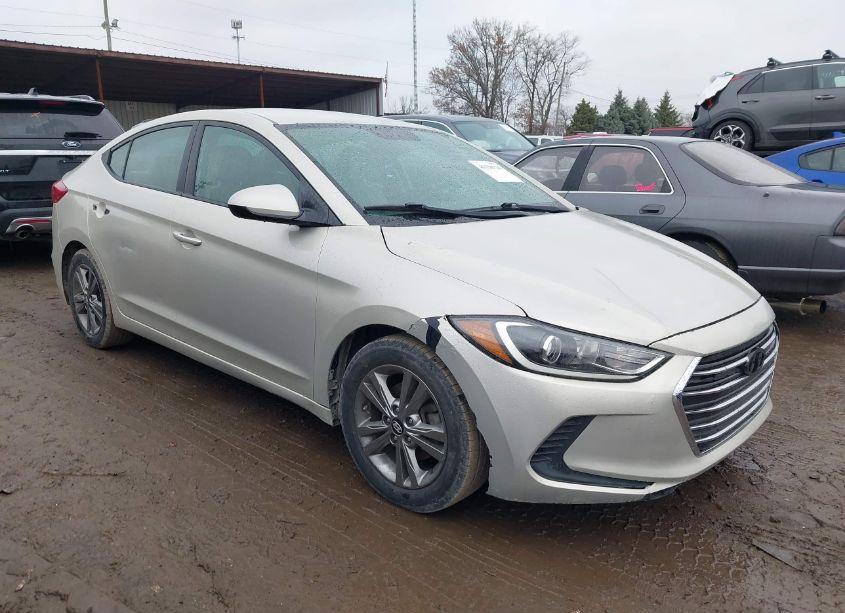 2017 Hyundai Elantra SE (VIN 5NPD84LF0HH096664) main photo