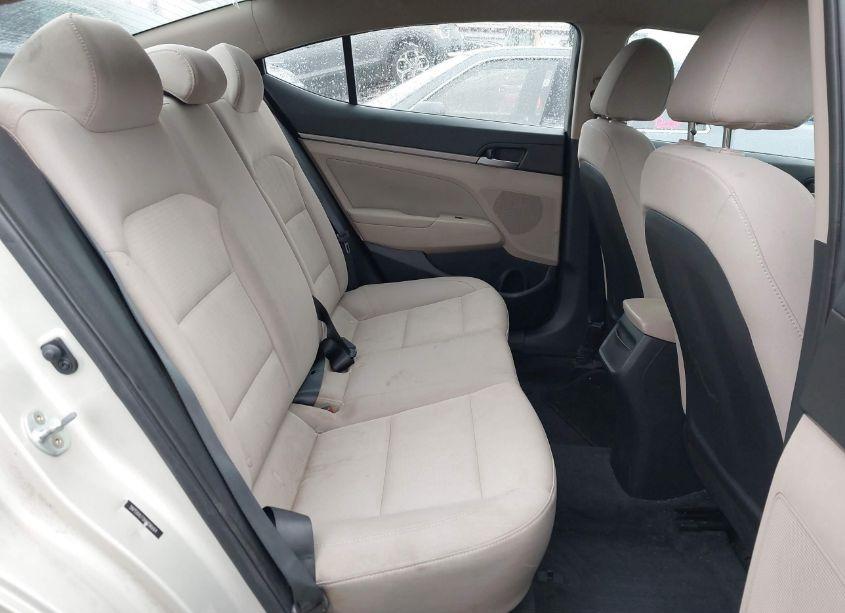 Photo 8 of 2017 Hyundai Elantra SE (VIN 5NPD84LF0HH096664)