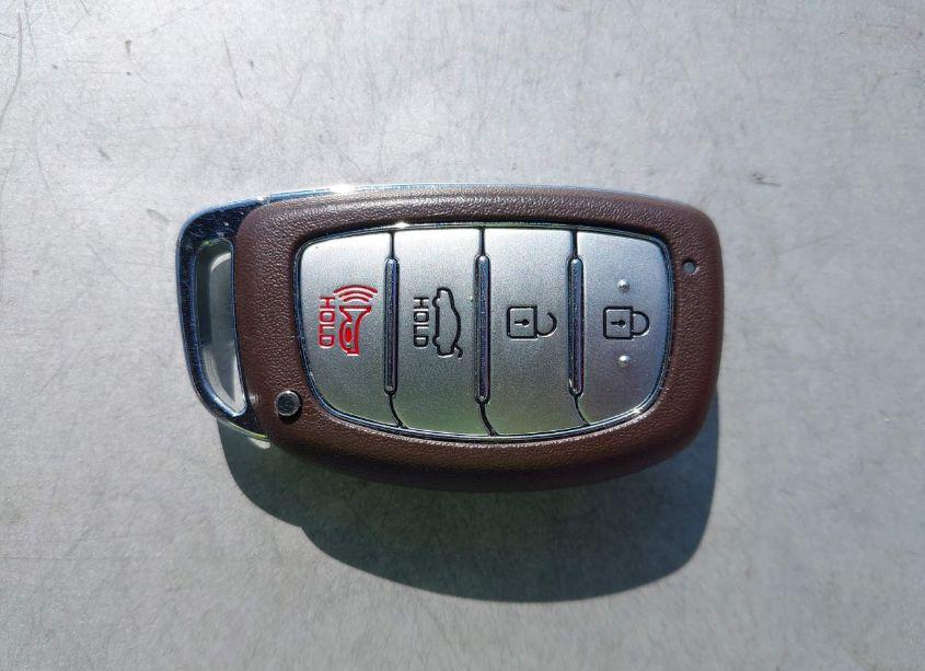 Photo 11 of 2017 Hyundai Elantra LIMITED (VIN 5NPD84LF0HH098043)