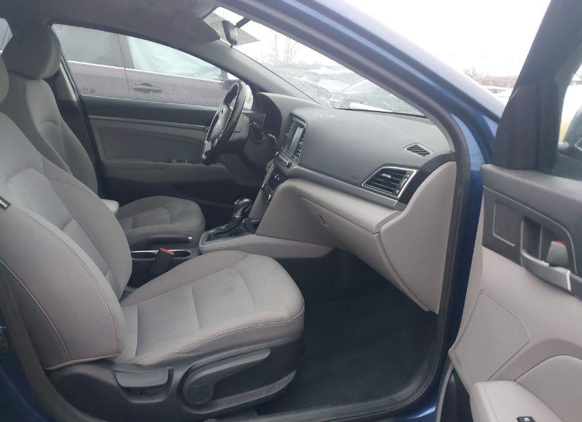 Photo 5 of 2017 Hyundai Elantra SE (VIN 5NPD84LF0HH116623)