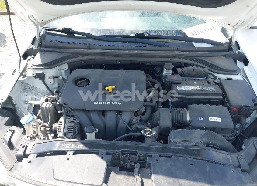 Photo 10 of 2017 Hyundai Elantra SE (VIN 5NPD84LF0HH123720)