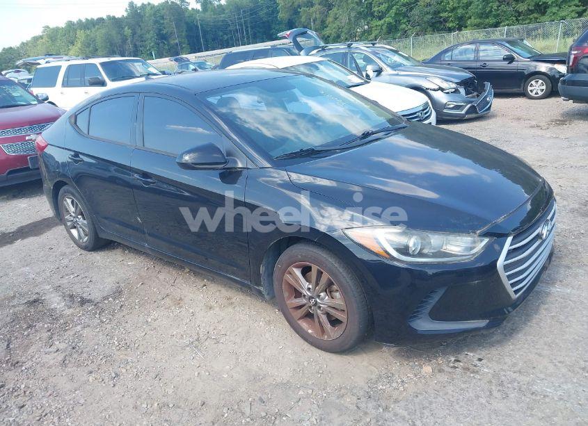 2017 Hyundai Elantra SE (VIN 5NPD84LF0HH160251) main photo