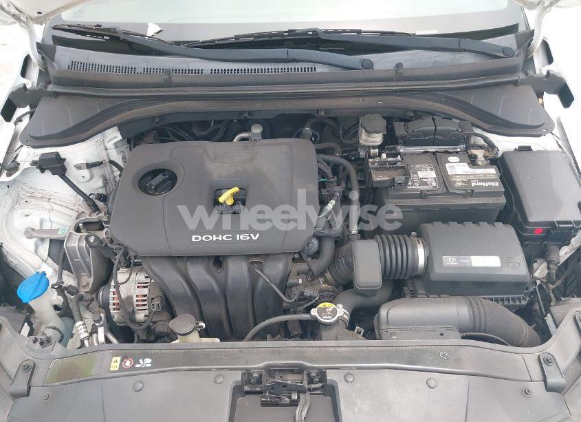 Photo 10 of 2017 Hyundai Elantra SE (VIN 5NPD84LF0HH161884)