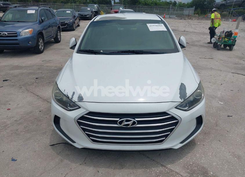 Photo 12 of 2017 Hyundai Elantra SE (VIN 5NPD84LF0HH161884)