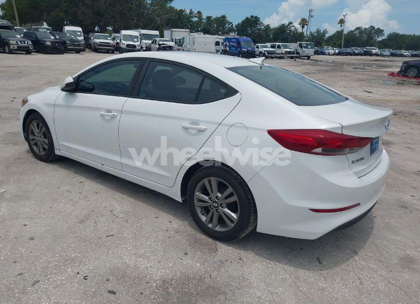 Photo 3 of 2017 Hyundai Elantra SE (VIN 5NPD84LF0HH161884)