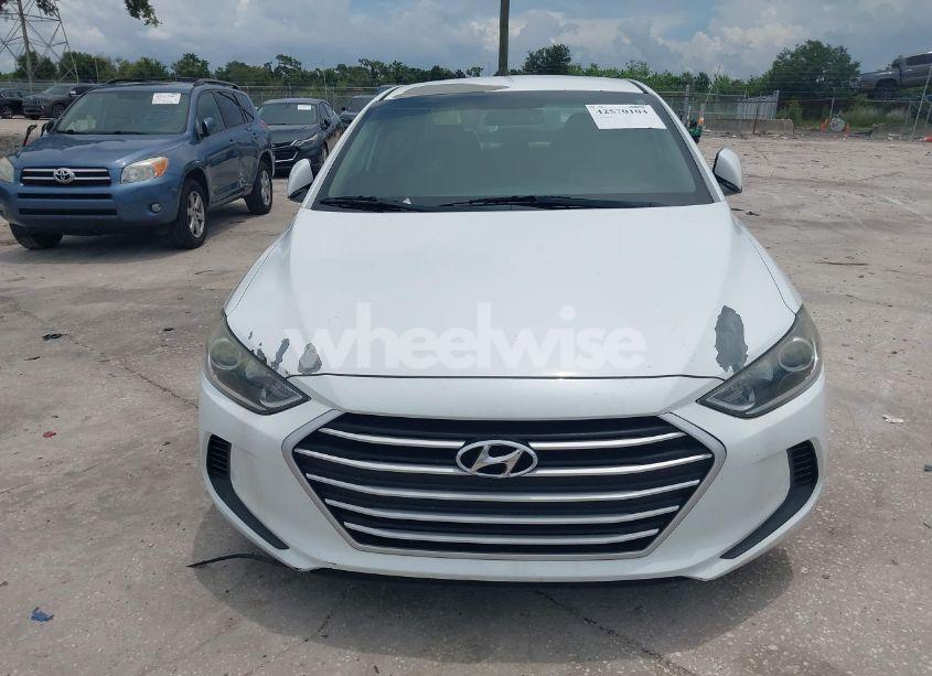 Photo 6 of 2017 Hyundai Elantra SE (VIN 5NPD84LF0HH161884)