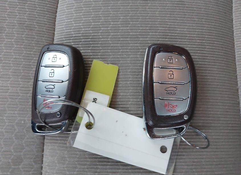 Photo 11 of 2017 Hyundai Elantra VALUE EDITION (VIN 5NPD84LF0HH171105)