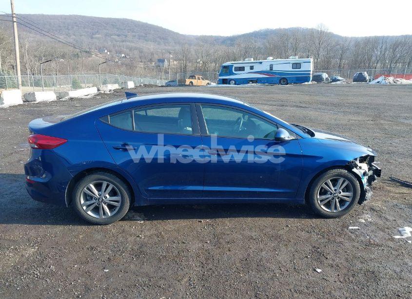 Photo 13 of 2017 Hyundai Elantra SE (VIN 5NPD84LF0HH180872)