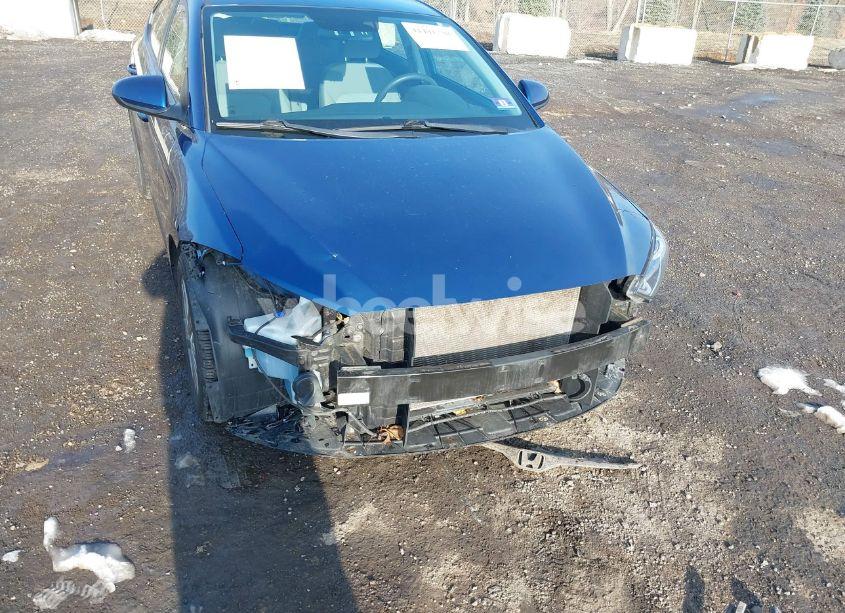 Photo 6 of 2017 Hyundai Elantra SE (VIN 5NPD84LF0HH180872)