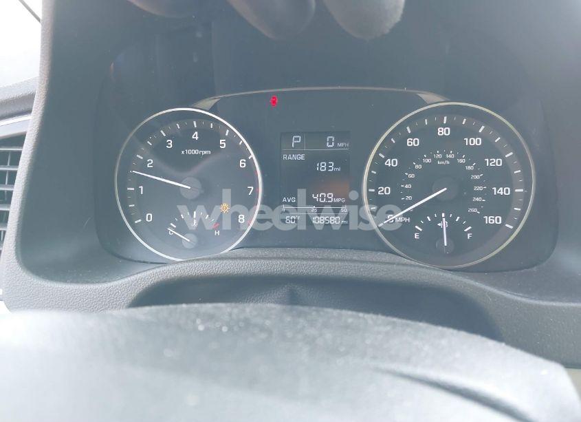 Photo 7 of 2017 Hyundai Elantra SE (VIN 5NPD84LF0HH180872)