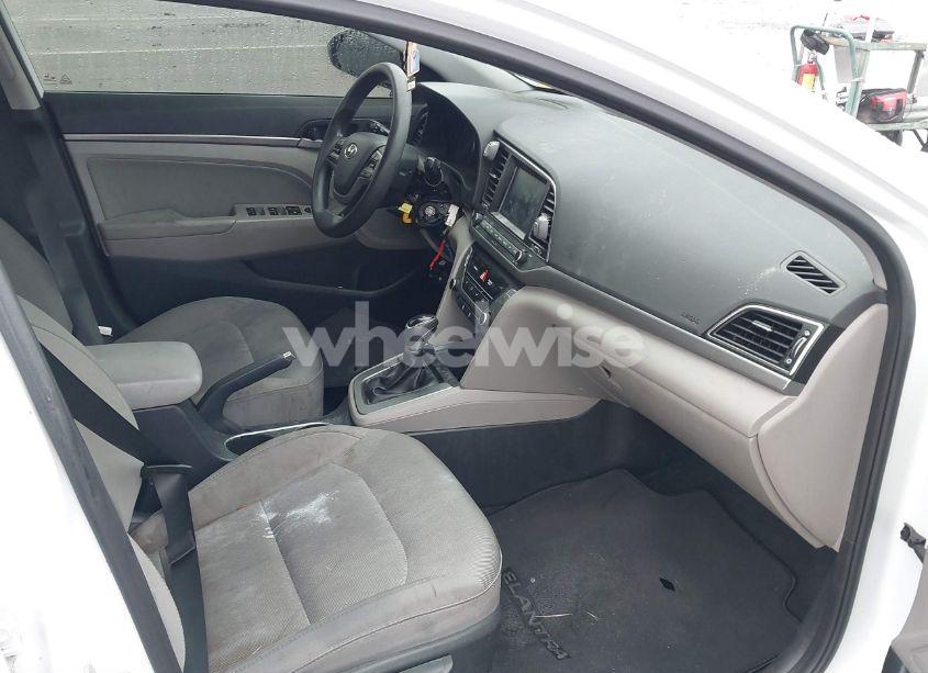 Photo 5 of 2017 Hyundai Elantra SE (VIN 5NPD84LF0HH196148)