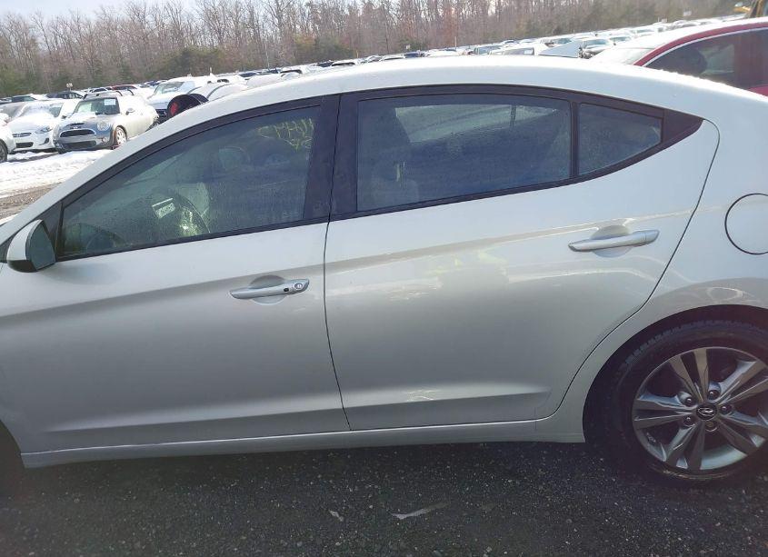 Photo 14 of 2018 Hyundai Elantra VALUE EDITION (VIN 5NPD84LF0JH221023)