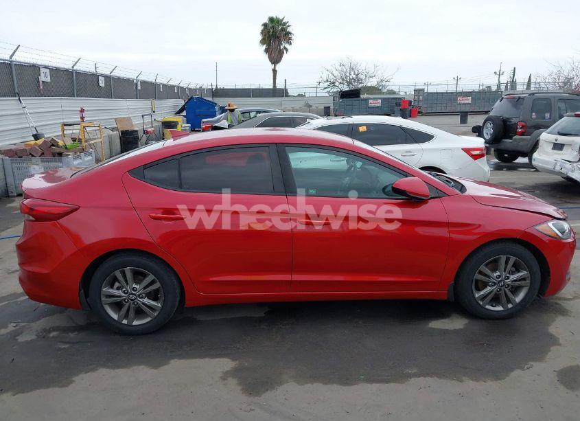 Photo 13 of 2018 Hyundai Elantra SEL (VIN 5NPD84LF0JH225704)