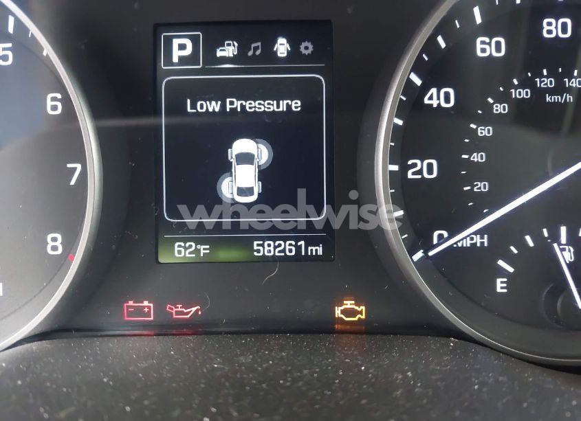 Photo 15 of 2018 Hyundai Elantra SEL (VIN 5NPD84LF0JH225704)