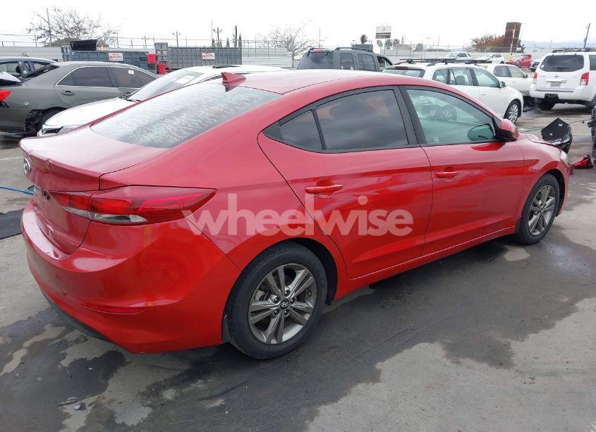 Photo 4 of 2018 Hyundai Elantra SEL (VIN 5NPD84LF0JH225704)