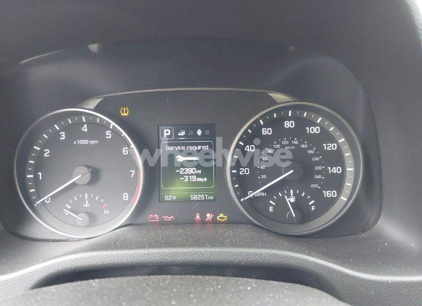 Photo 7 of 2018 Hyundai Elantra SEL (VIN 5NPD84LF0JH225704)