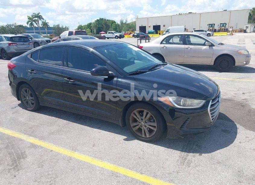 2018 Hyundai Elantra SEL (VIN 5NPD84LF0JH230420) main photo