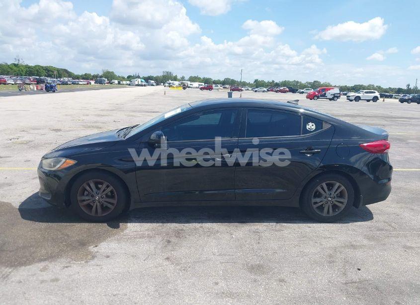 Photo 14 of 2018 Hyundai Elantra SEL (VIN 5NPD84LF0JH230420)