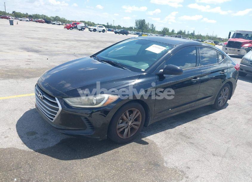 Photo 2 of 2018 Hyundai Elantra SEL (VIN 5NPD84LF0JH230420)