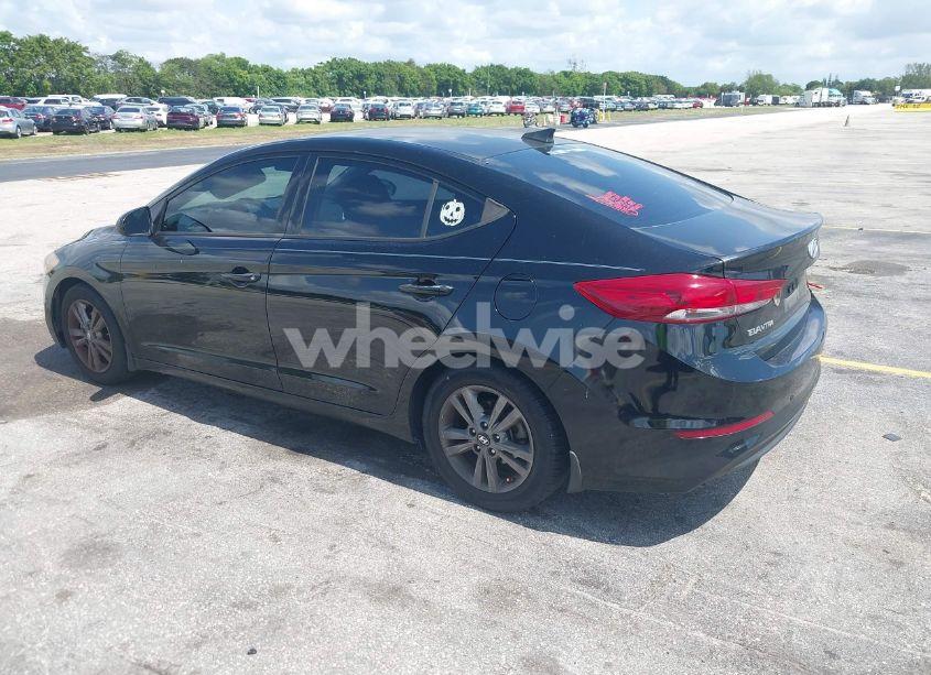 Photo 3 of 2018 Hyundai Elantra SEL (VIN 5NPD84LF0JH230420)