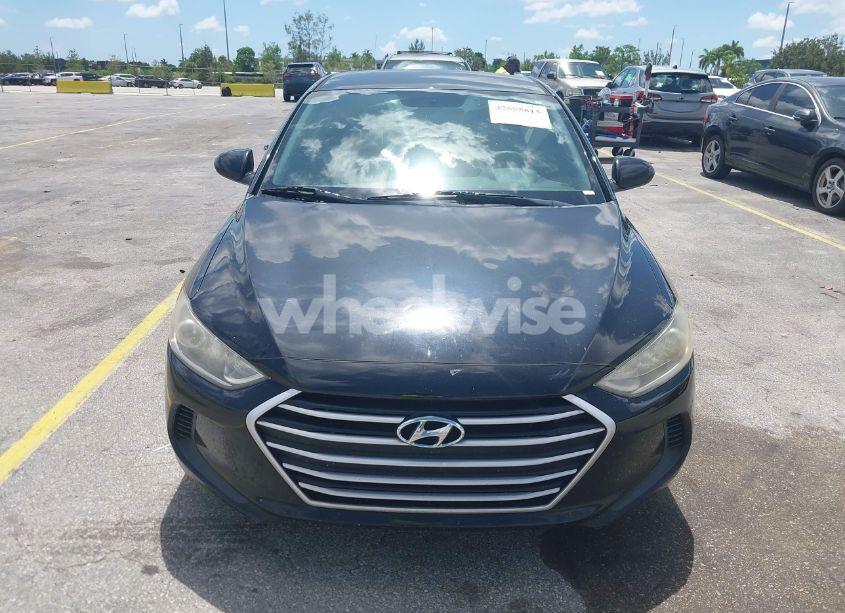 Photo 6 of 2018 Hyundai Elantra SEL (VIN 5NPD84LF0JH230420)