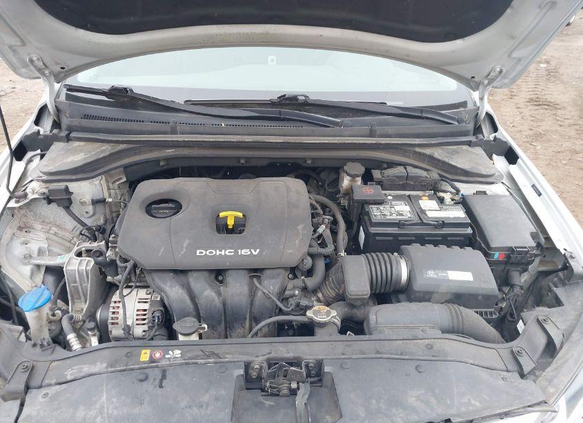 Photo 10 of 2018 Hyundai Elantra SEL (VIN 5NPD84LF0JH235214)