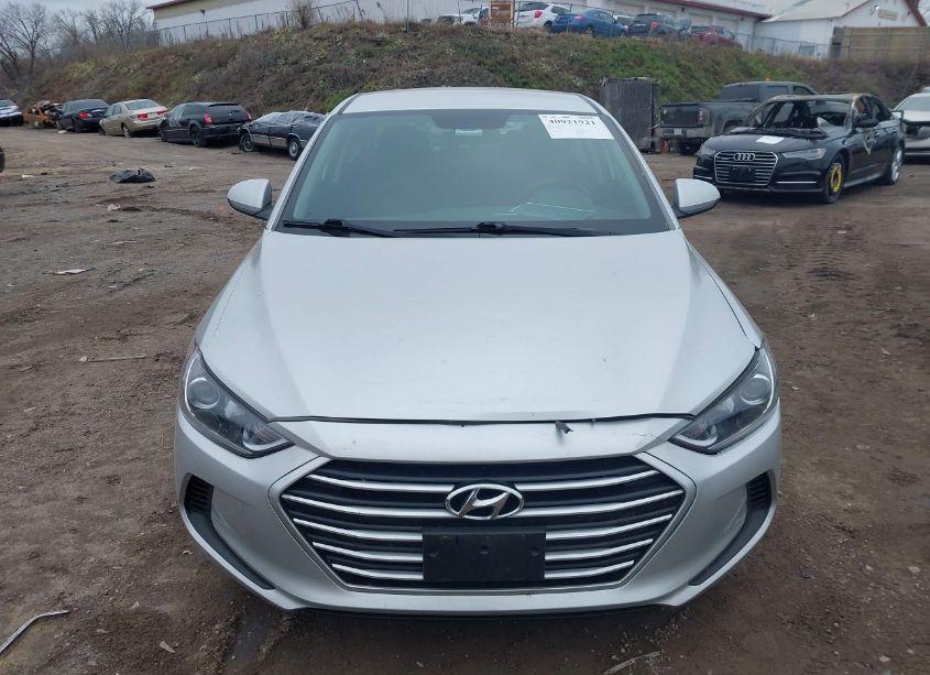 Photo 12 of 2018 Hyundai Elantra SEL (VIN 5NPD84LF0JH235214)
