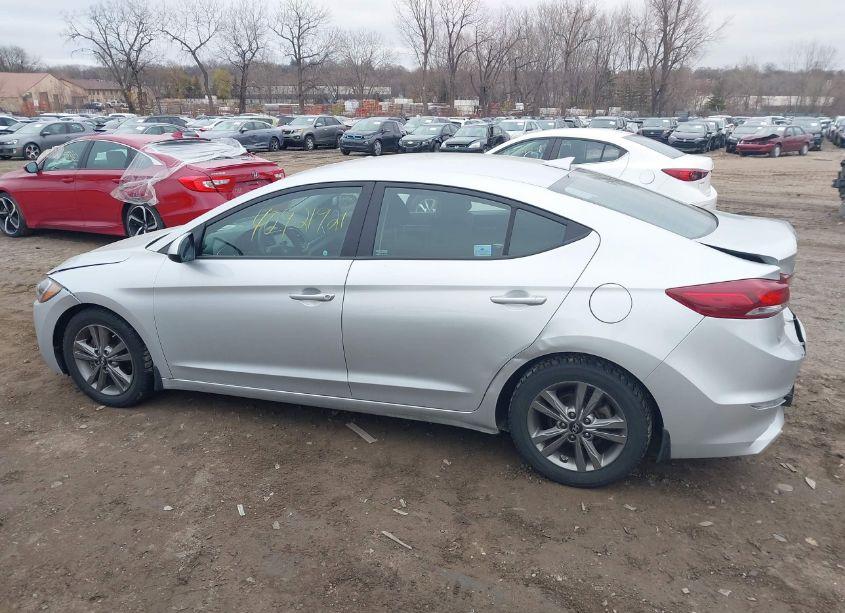 Photo 14 of 2018 Hyundai Elantra SEL (VIN 5NPD84LF0JH235214)