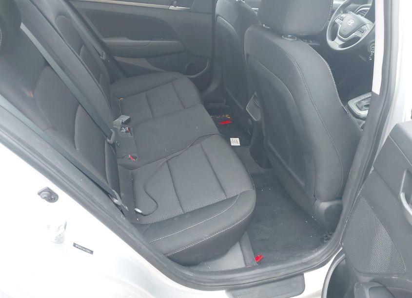 Photo 8 of 2018 Hyundai Elantra SEL (VIN 5NPD84LF0JH235214)