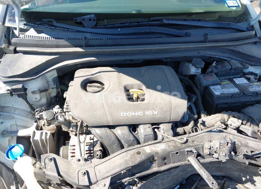 Photo 10 of 2018 Hyundai Elantra SEL (VIN 5NPD84LF0JH238100)