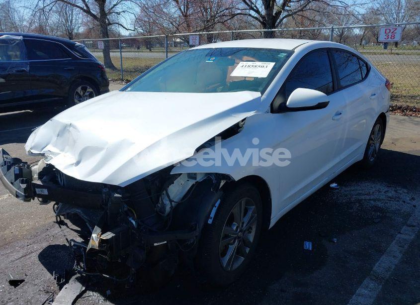 Photo 2 of 2018 Hyundai Elantra SEL (VIN 5NPD84LF0JH238100)