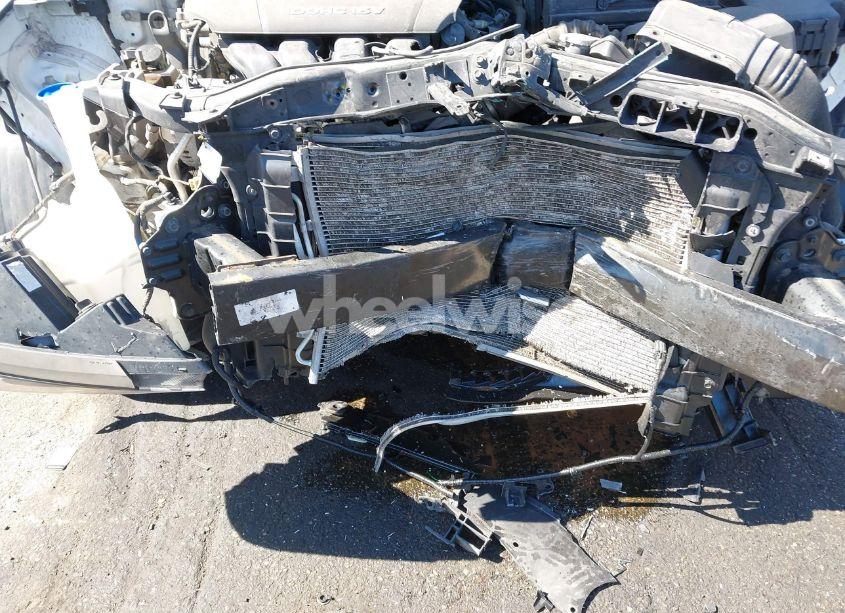 Photo 6 of 2018 Hyundai Elantra SEL (VIN 5NPD84LF0JH238100)