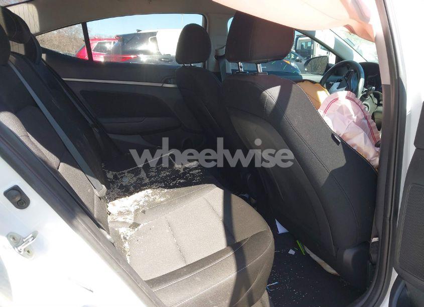 Photo 8 of 2018 Hyundai Elantra SEL (VIN 5NPD84LF0JH238100)