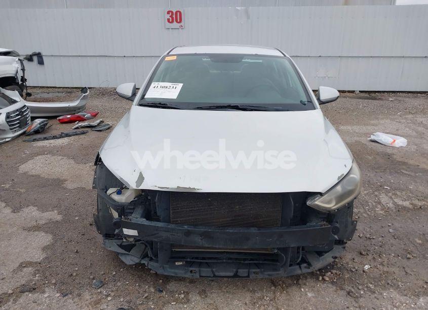 Photo 13 of 2018 Hyundai Elantra SEL (VIN 5NPD84LF0JH248187)