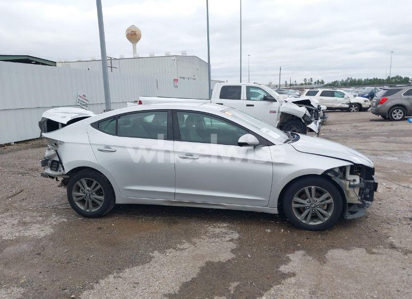 Photo 14 of 2018 Hyundai Elantra SEL (VIN 5NPD84LF0JH248187)