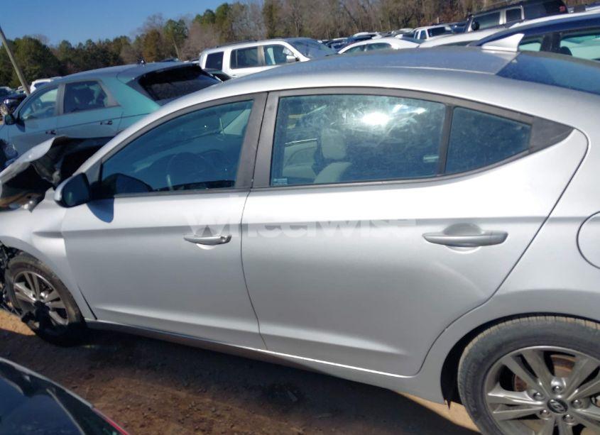 Photo 15 of 2018 Hyundai Elantra SEL (VIN 5NPD84LF0JH275857)