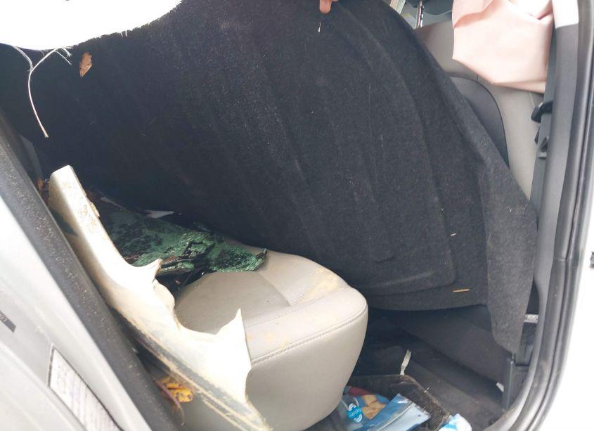 Photo 8 of 2018 Hyundai Elantra SEL (VIN 5NPD84LF0JH305827)