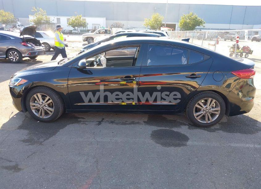 Photo 14 of 2018 Hyundai Elantra SEL (VIN 5NPD84LF0JH310011)