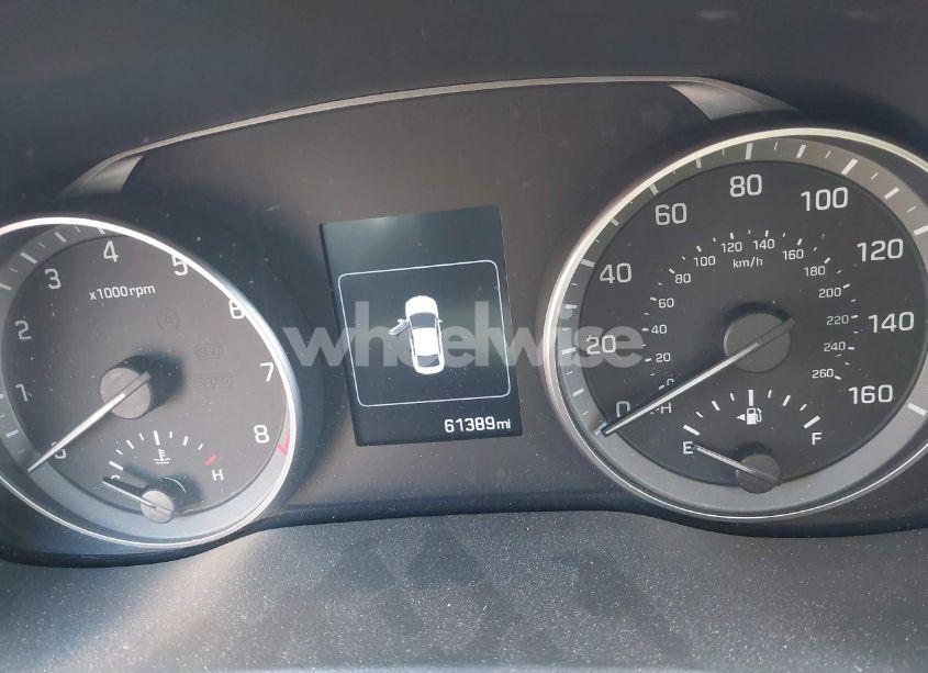 Photo 7 of 2018 Hyundai Elantra SEL (VIN 5NPD84LF0JH310011)