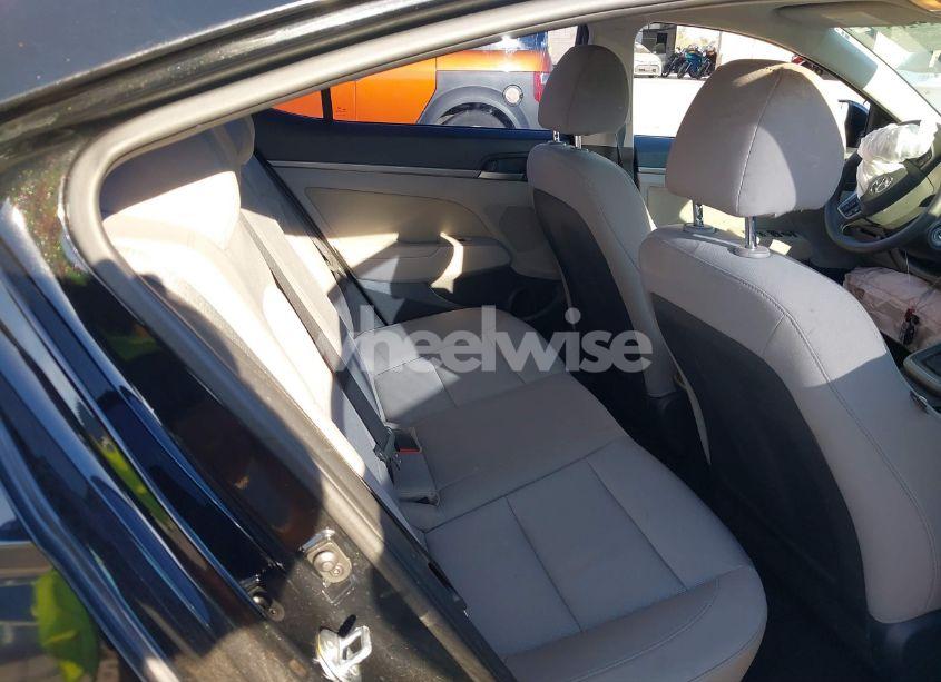 Photo 8 of 2018 Hyundai Elantra SEL (VIN 5NPD84LF0JH310011)