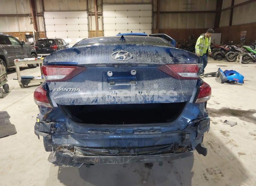 Photo 17 of 2018 Hyundai Elantra SEL (VIN 5NPD84LF0JH335927)