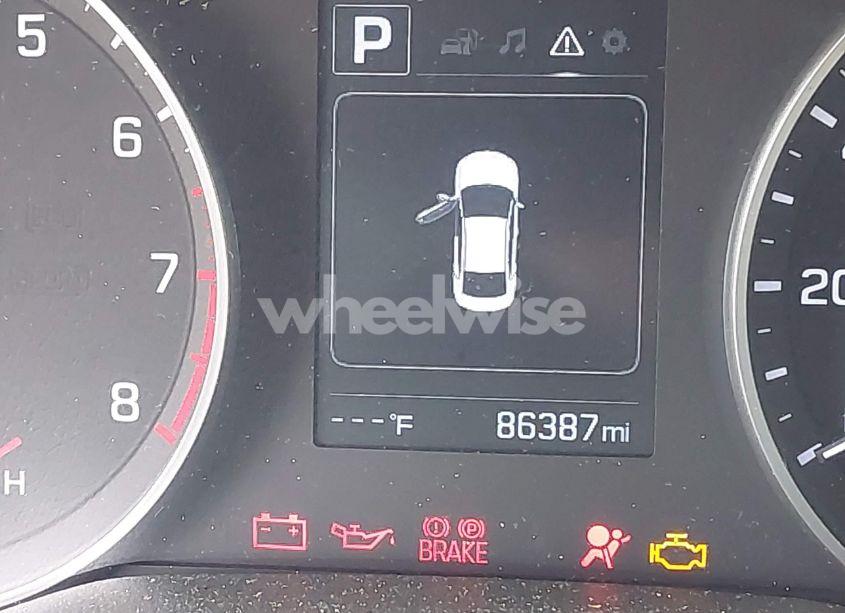 Photo 7 of 2018 Hyundai Elantra SEL (VIN 5NPD84LF0JH338648)