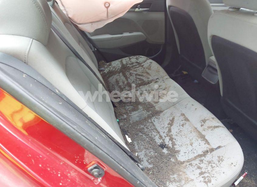 Photo 8 of 2018 Hyundai Elantra SEL (VIN 5NPD84LF0JH338648)