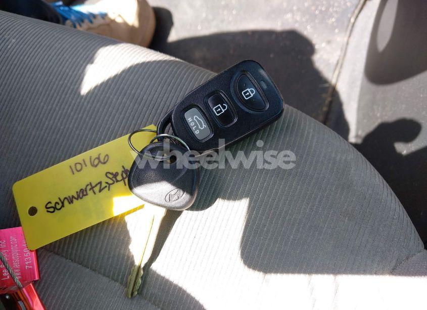 Photo 11 of 2018 Hyundai Elantra SEL (VIN 5NPD84LF0JH338682)