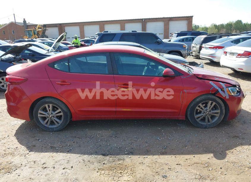 Photo 13 of 2018 Hyundai Elantra SEL (VIN 5NPD84LF0JH338682)