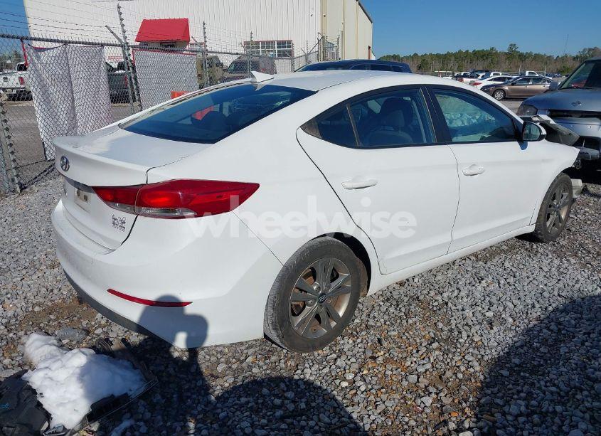 Photo 4 of 2018 Hyundai Elantra SEL (VIN 5NPD84LF0JH343851)